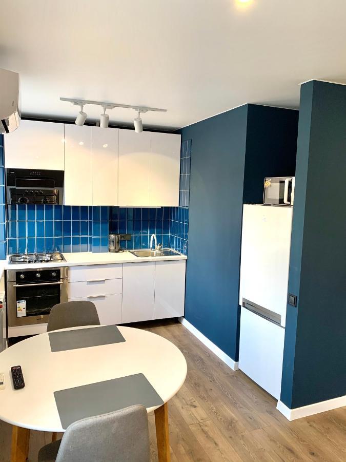 Navy City Center Apartment Двокімнатні Апартаменти В Центрі Міста 波尔塔瓦 外观 照片