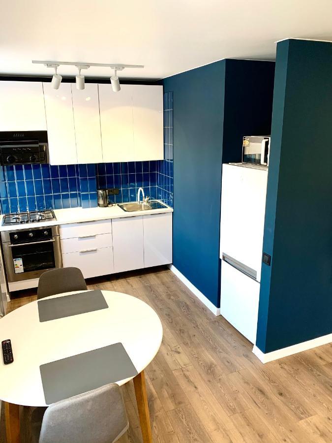 Navy City Center Apartment Двокімнатні Апартаменти В Центрі Міста 波尔塔瓦 外观 照片